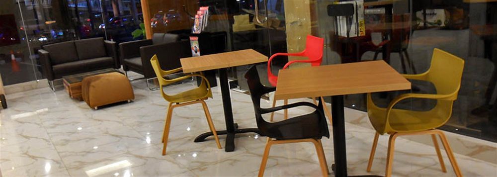D'Primahotel Itc Mangga Dua Jakarta Kültér fotó